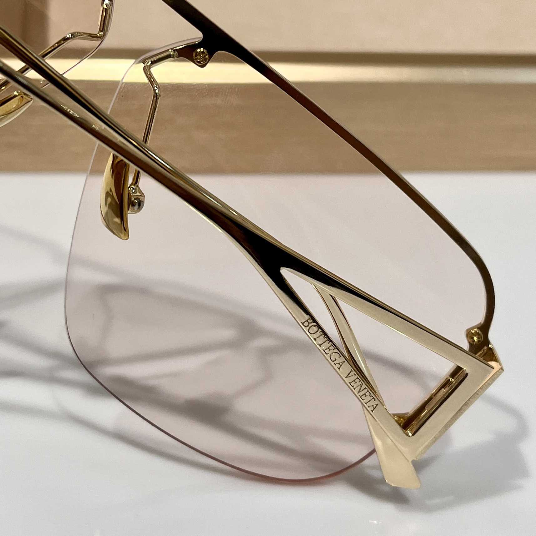 Bottega Veneta BV1065  Sunglasses    - PerfectKickZ