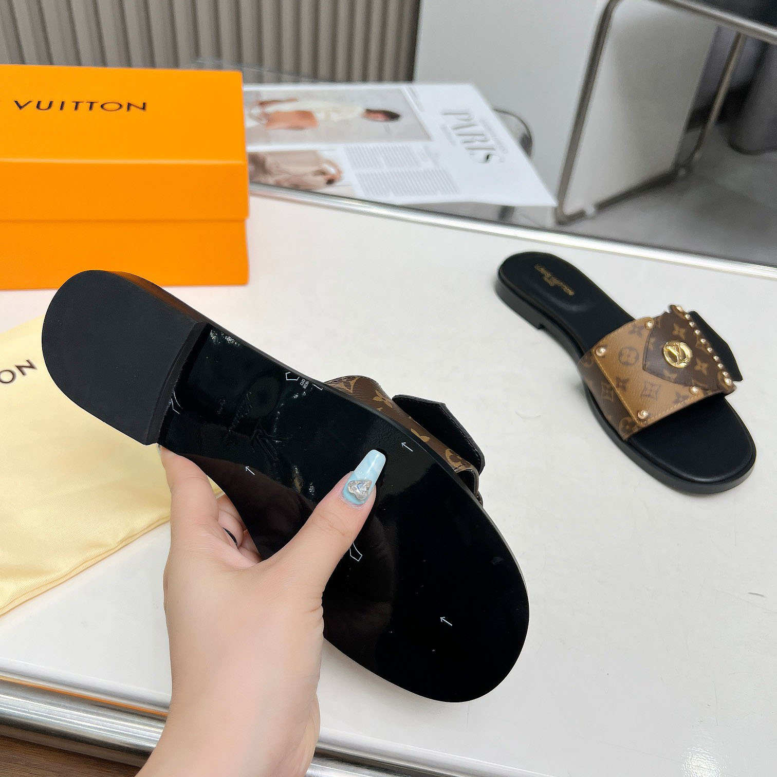 Louis Vuitton LV Frame Flat Mule   1ACXGE - PerfectKickZ