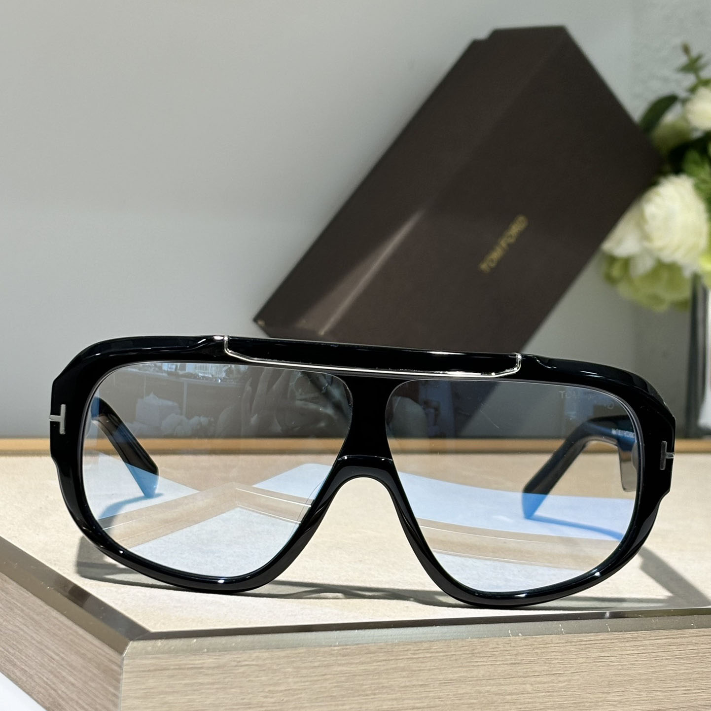 Tom Ford TF 1093 Sunglasses - PerfectKickZ