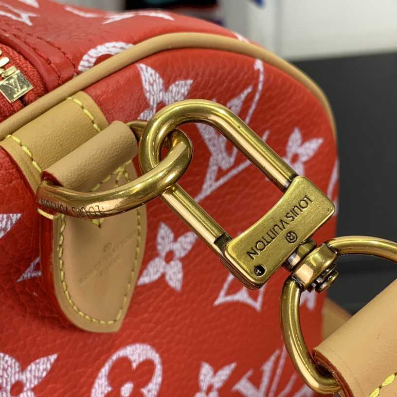 Louis Vuitton LV Speedy P9 Bandouliere 40 - PerfectKickZ