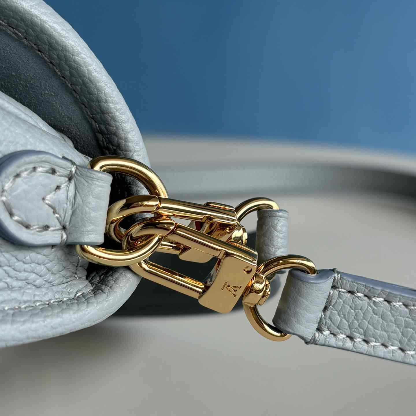 Louis Vuitton Nano Diane   M83592 - PerfectKickZ