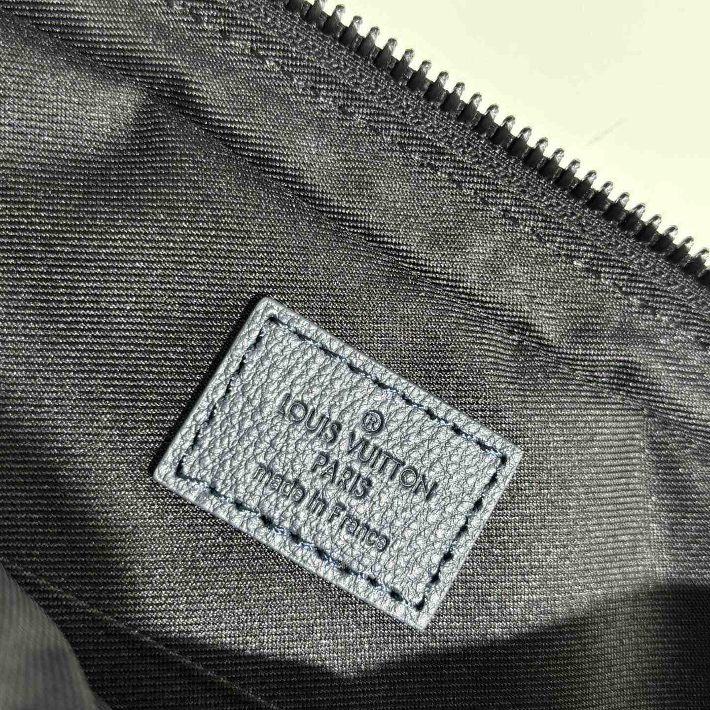 Louis Vuitton Trio Messenger  M24753 - PerfectKickZ