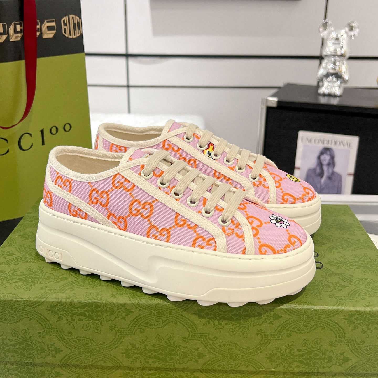 Gucci Women's GG Sneaker - PerfectKickZ