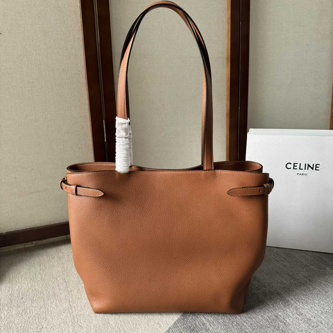 Celine Medium Cabas Anais Cuir Triomphe In Grained Calfskin - PerfectKickZ