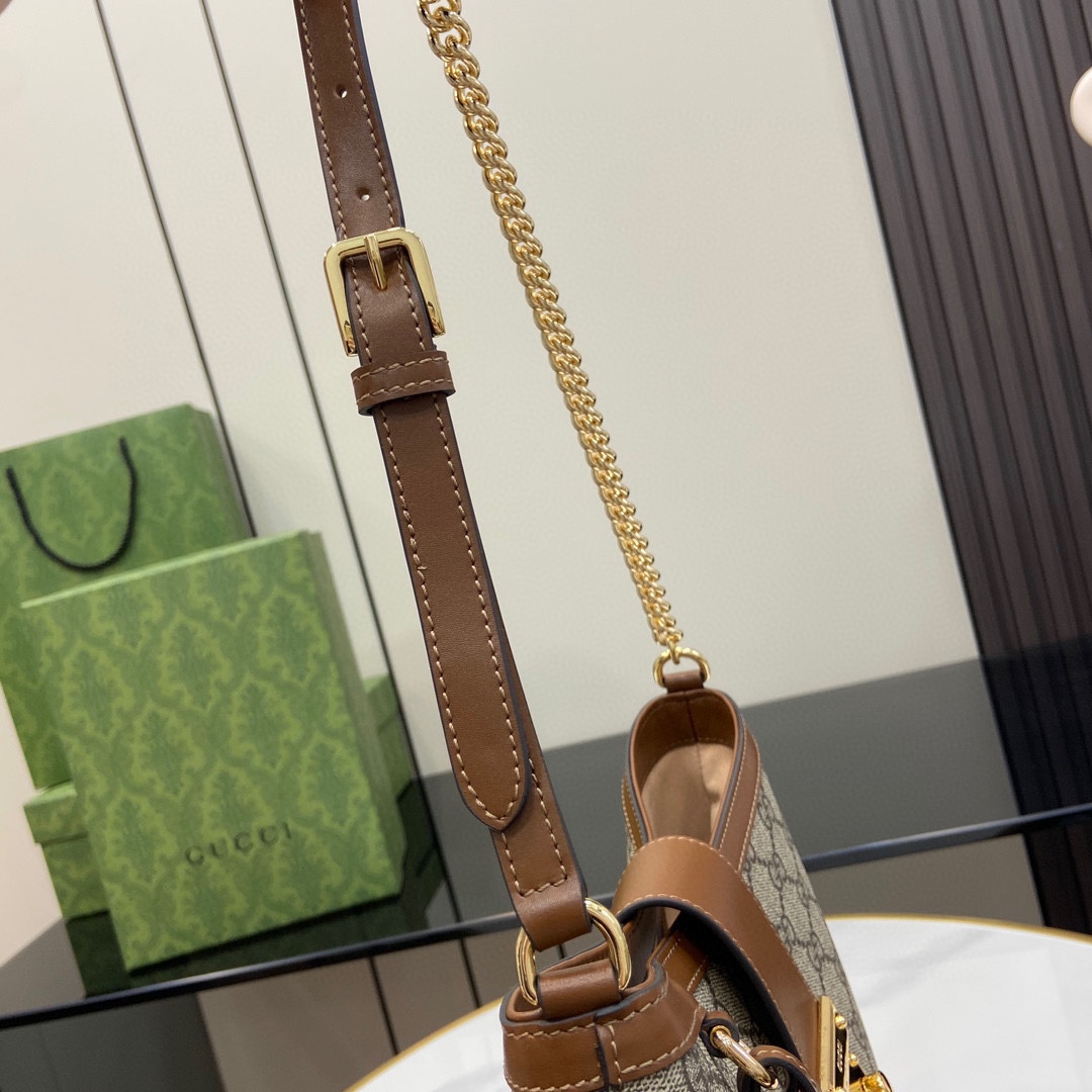 Gucci Padlock GG Medium Shoulder Bag - PerfectKickZ