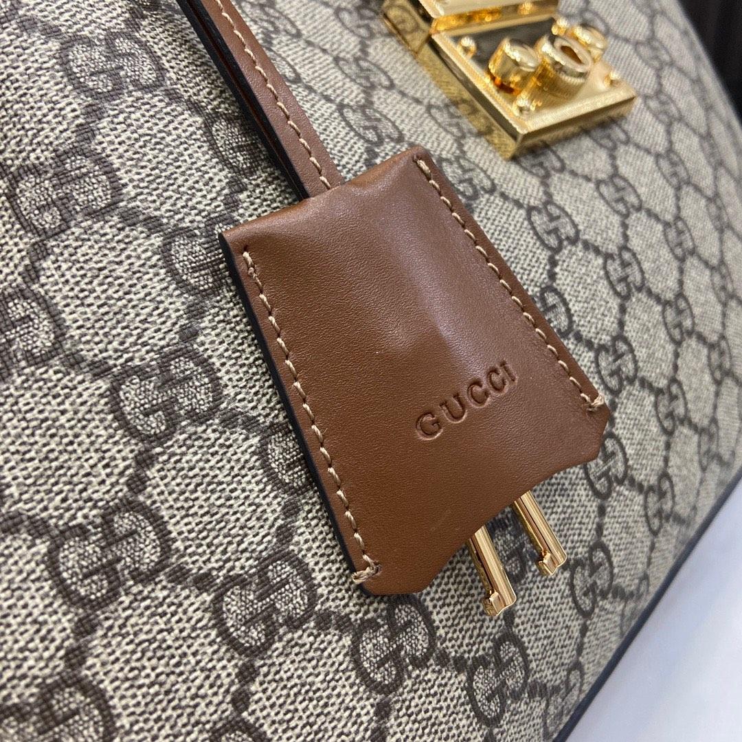 Gucci Padlock GG Medium Shoulder Bag - PerfectKickZ