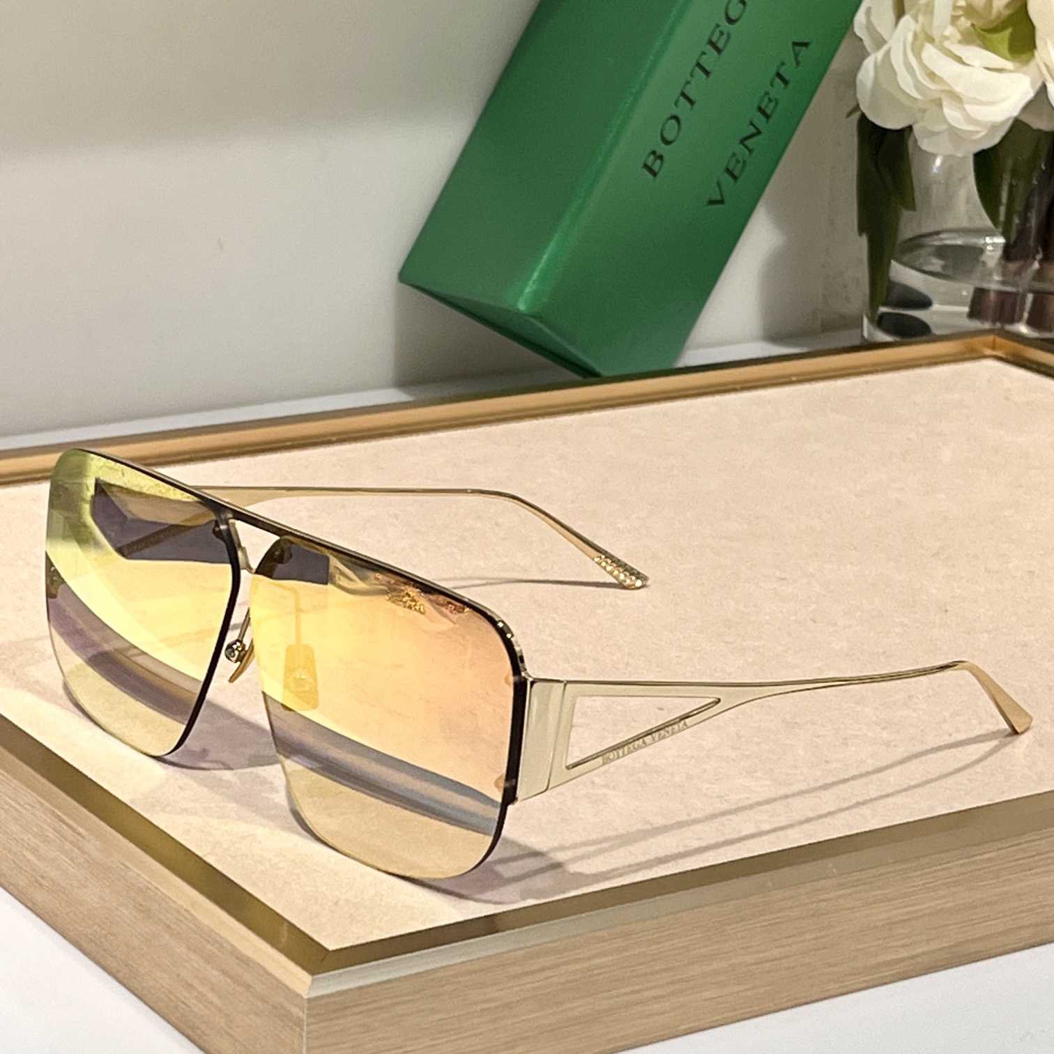 Bottega Veneta BV1065  Sunglasses    - PerfectKickZ