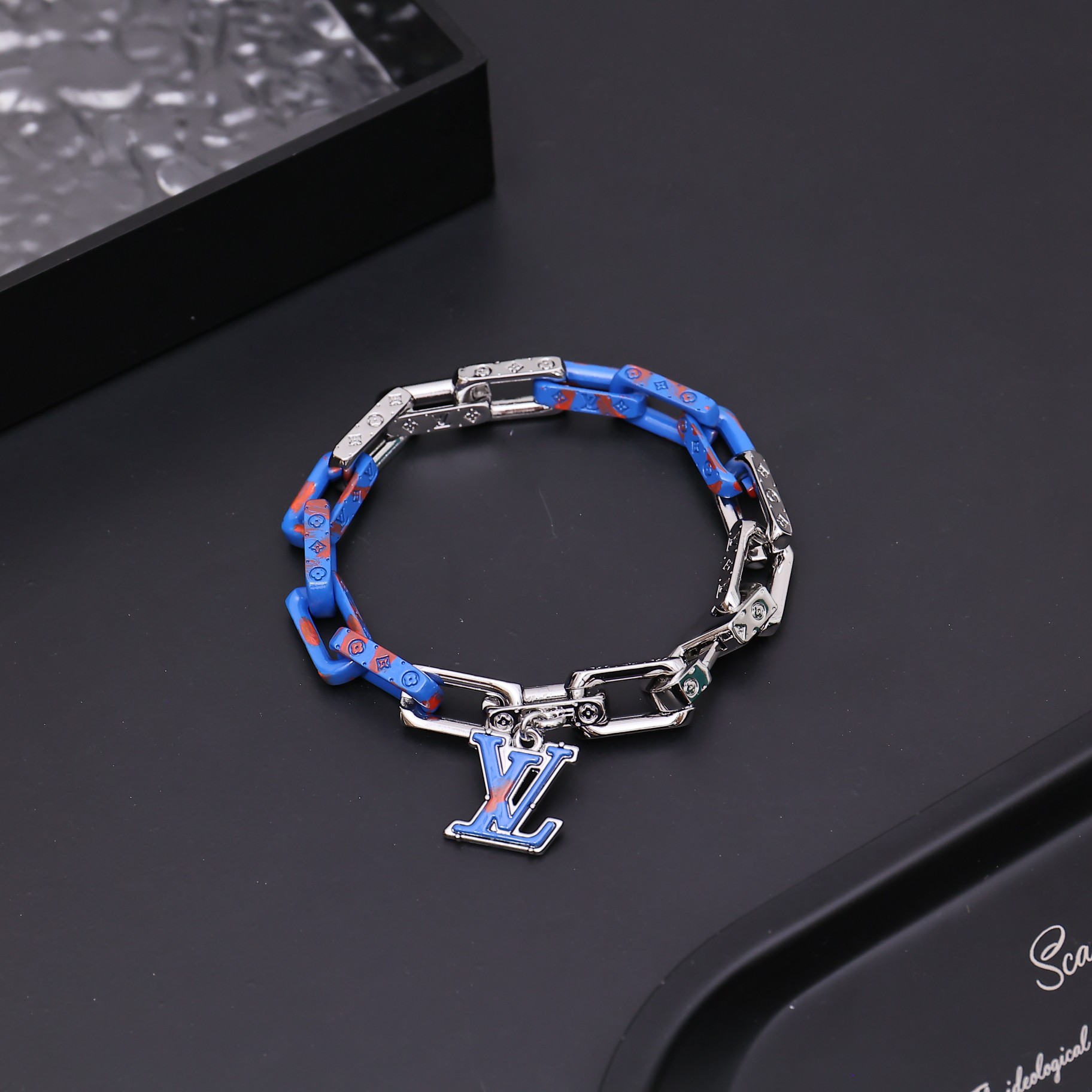 Louis Vuitton Monogram Chain Bracelet  M1229M - PerfectKickZ