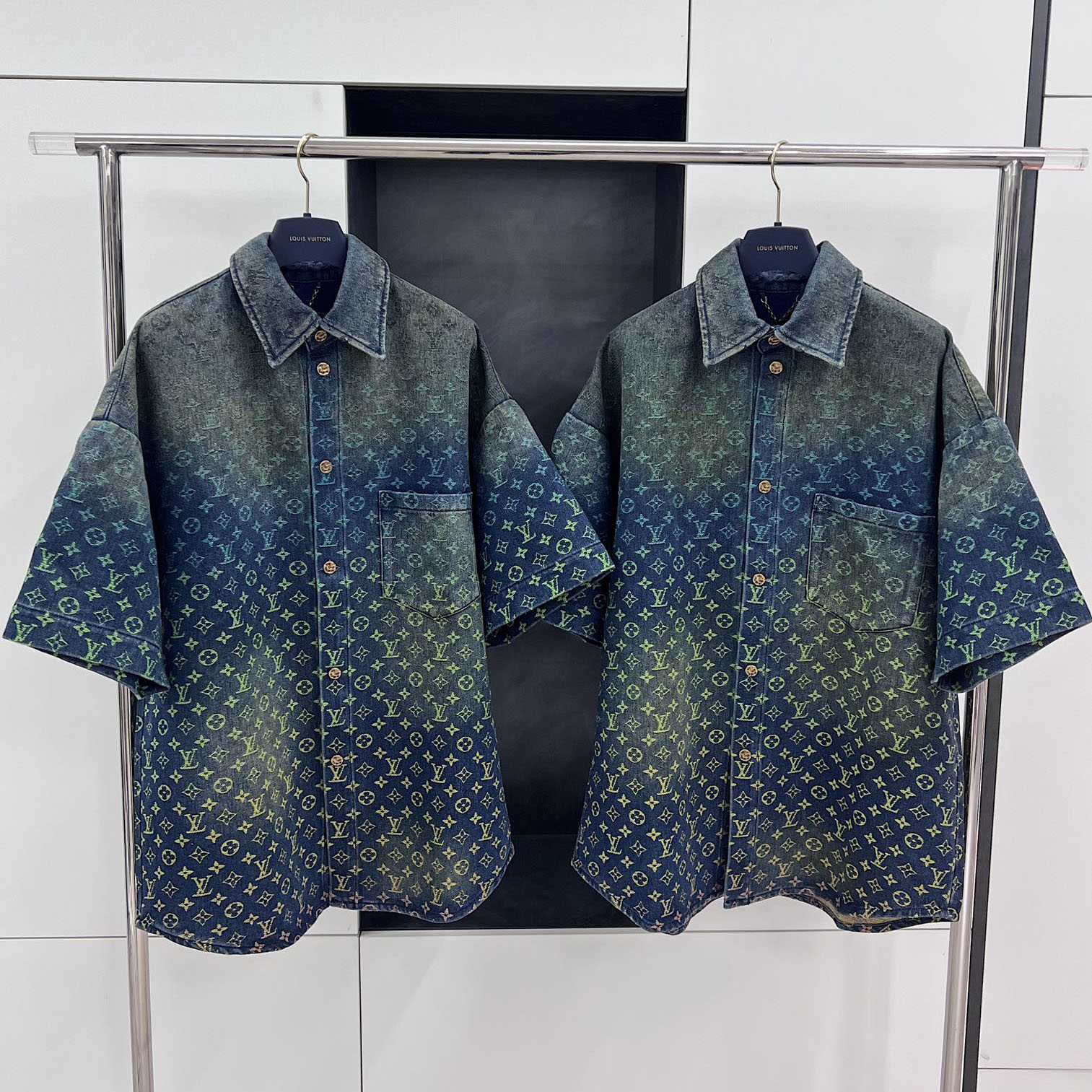 Louis Vuitton Short-Sleeved Monogram Shirt - PerfectKickZ