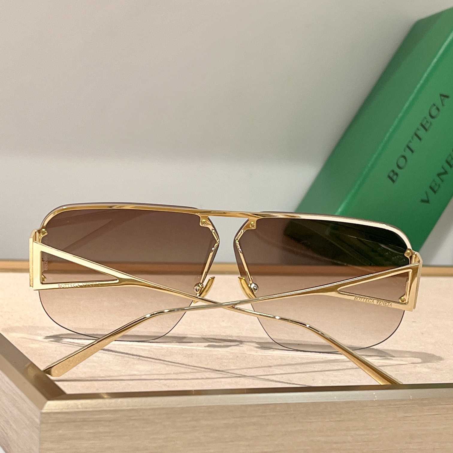 Bottega Veneta BV1065  Sunglasses    - PerfectKickZ