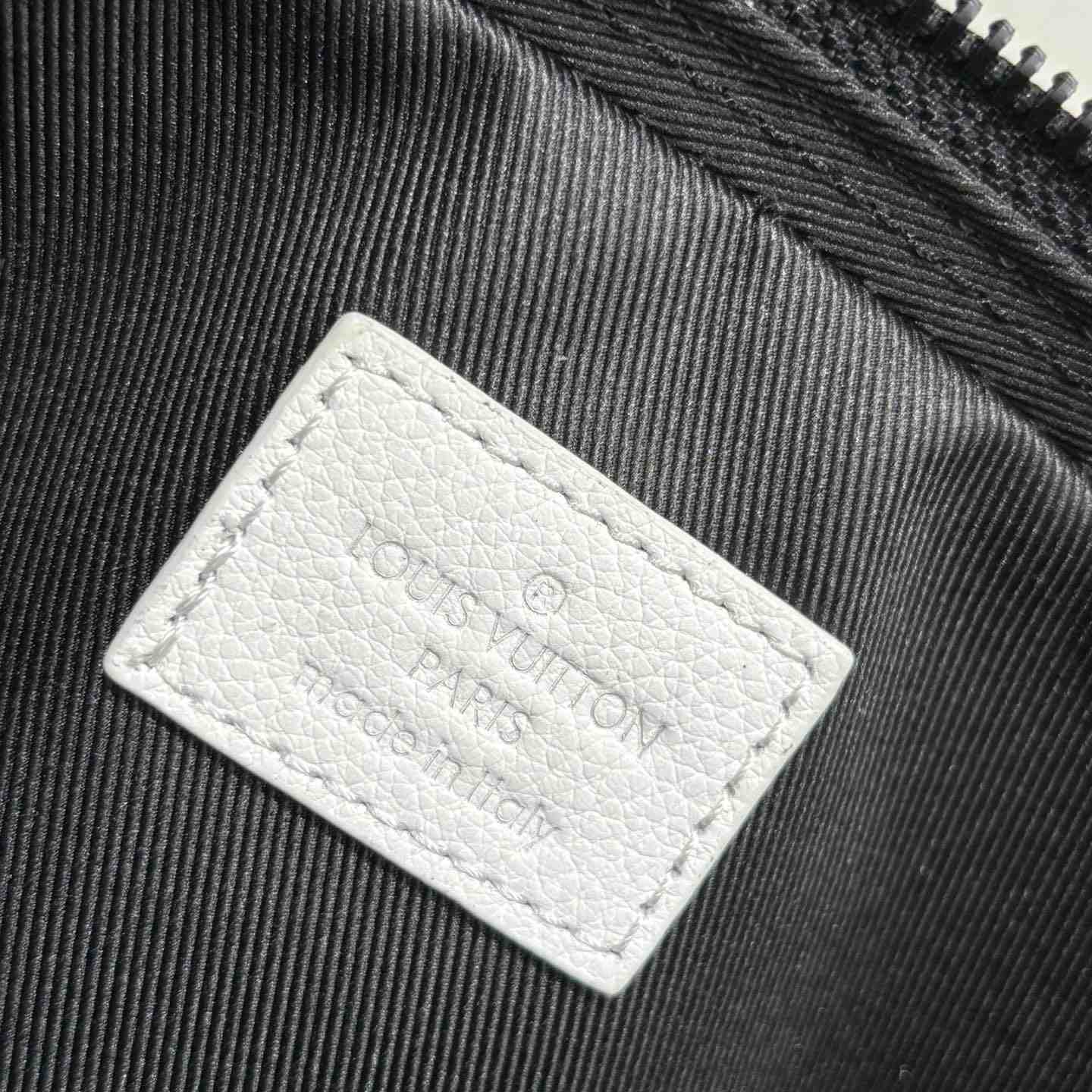 Louis Vuitton Alpha Wearable Wallet   M83383 - PerfectKickZ