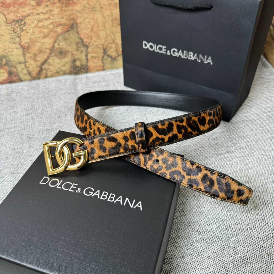 Dolce & Gabbana KiM Dolce & Gabbana Leopard-print Glossy Calfskin Belt With DG Logo - 