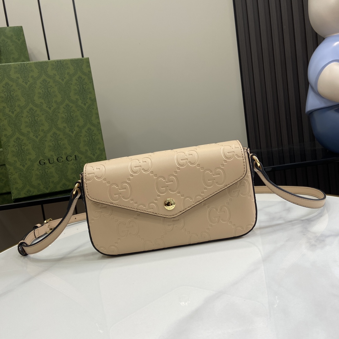 Gucci GG Super Mini Shoulder Bag - PerfectKickZ