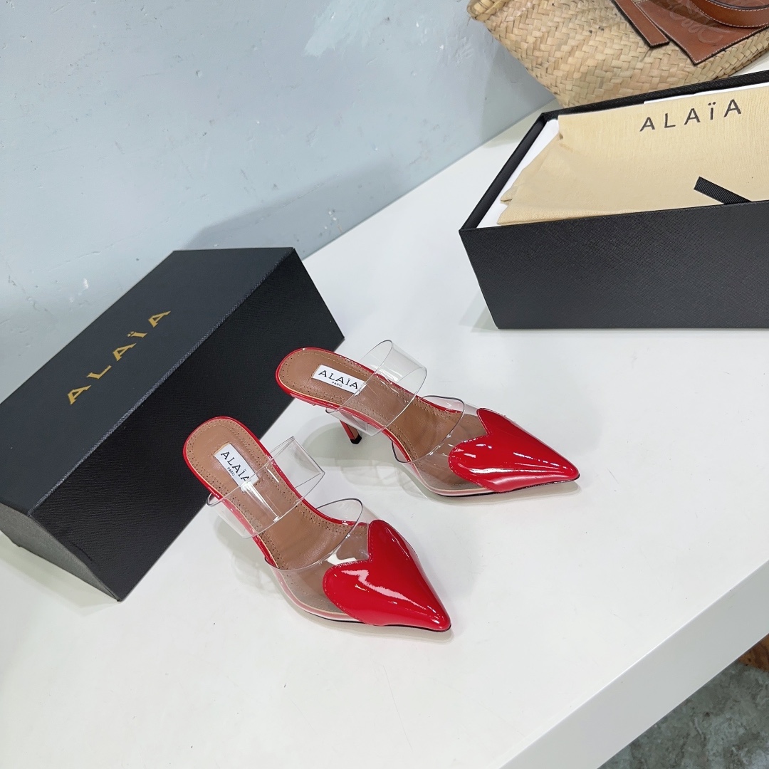 Alaïa Heart Mules in Red  - PerfectKickZ