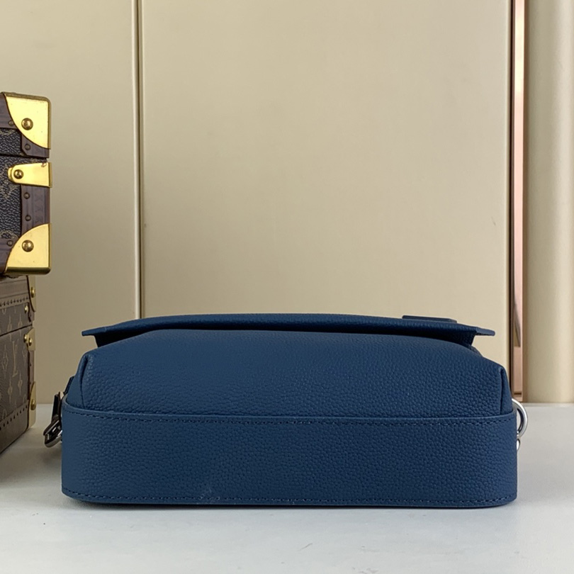 Louis Vuitton Fastline Messenger   M24750 M23710 - PerfectKickZ