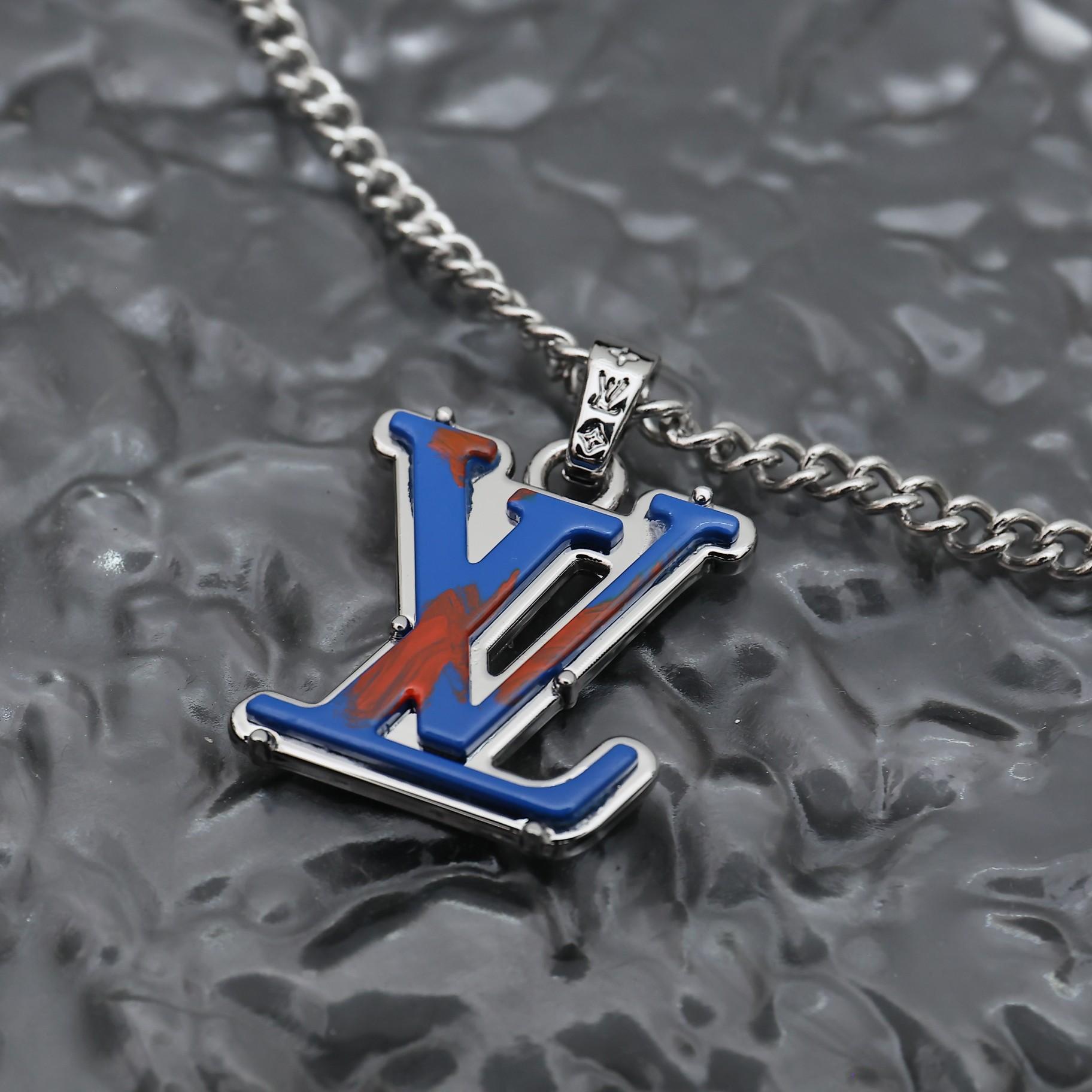 Louis Vuitton Monogram Chain Pendant - PerfectKickZ