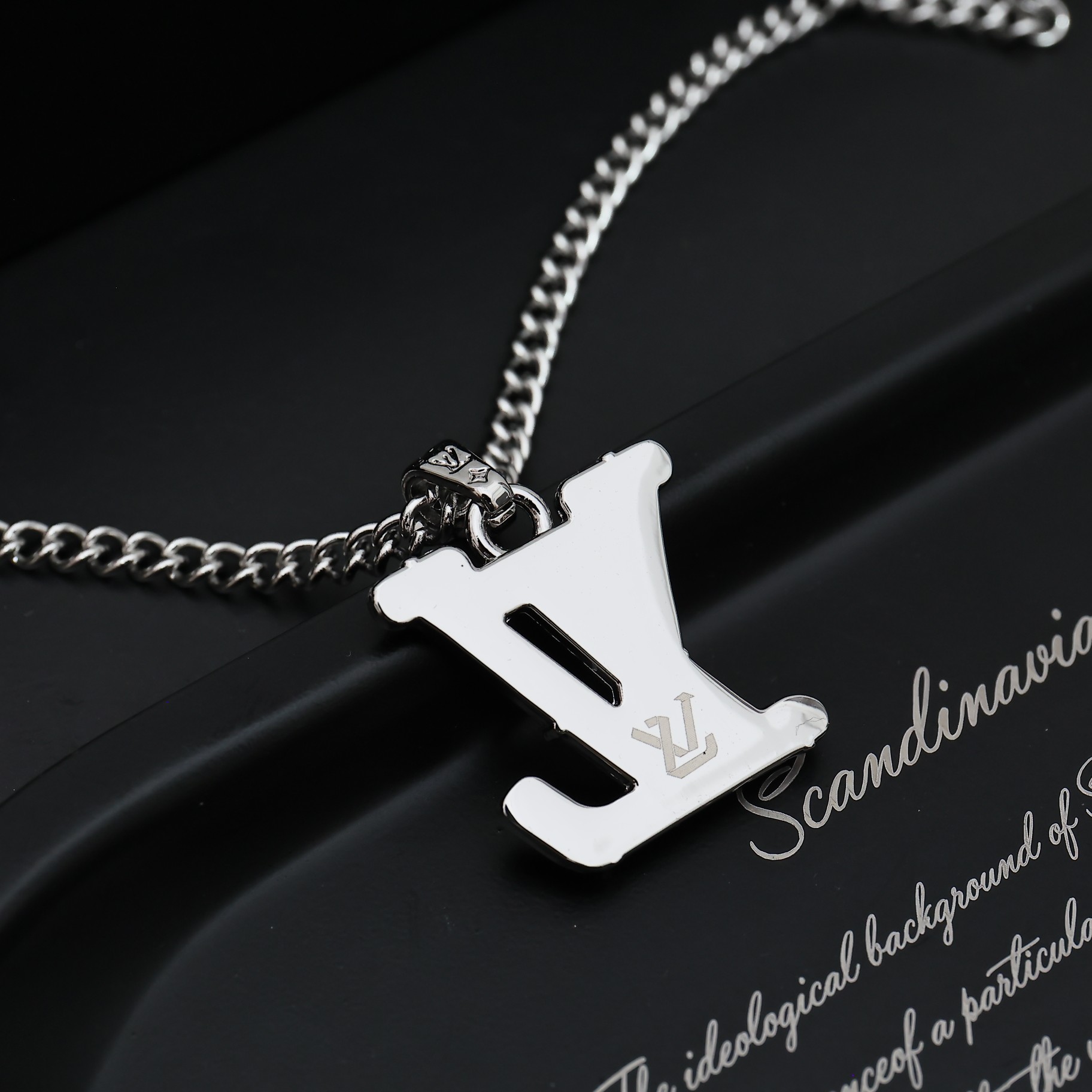 Louis Vuitton Monogram Chain Pendant - PerfectKickZ