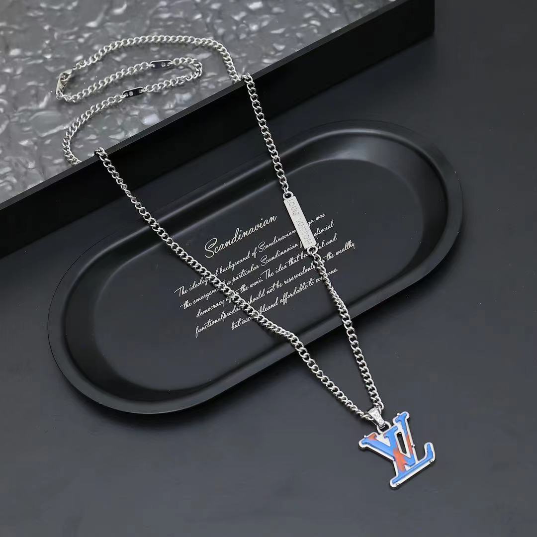 Louis Vuitton Monogram Chain Pendant - PerfectKickZ