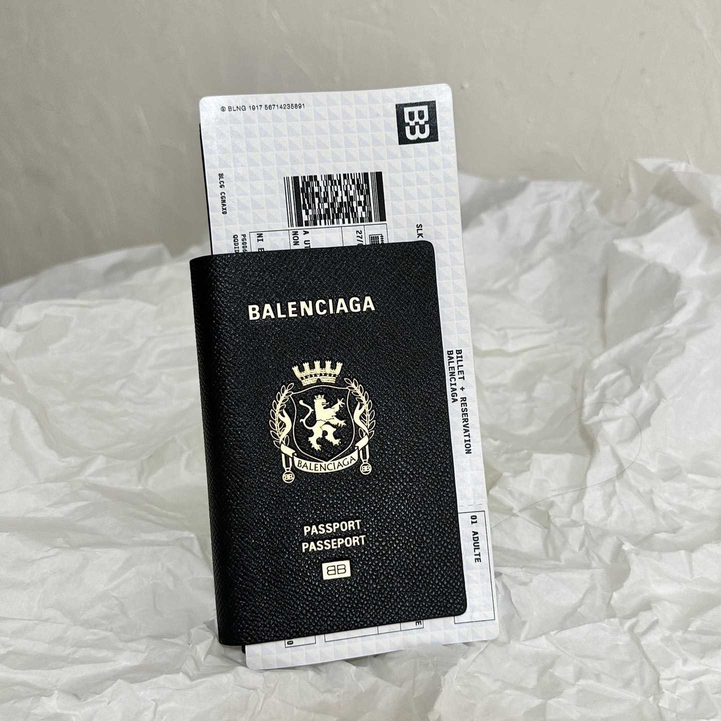 Balenciaga Passport Wallet  (21×12.4×2cm) - PerfectKickZ