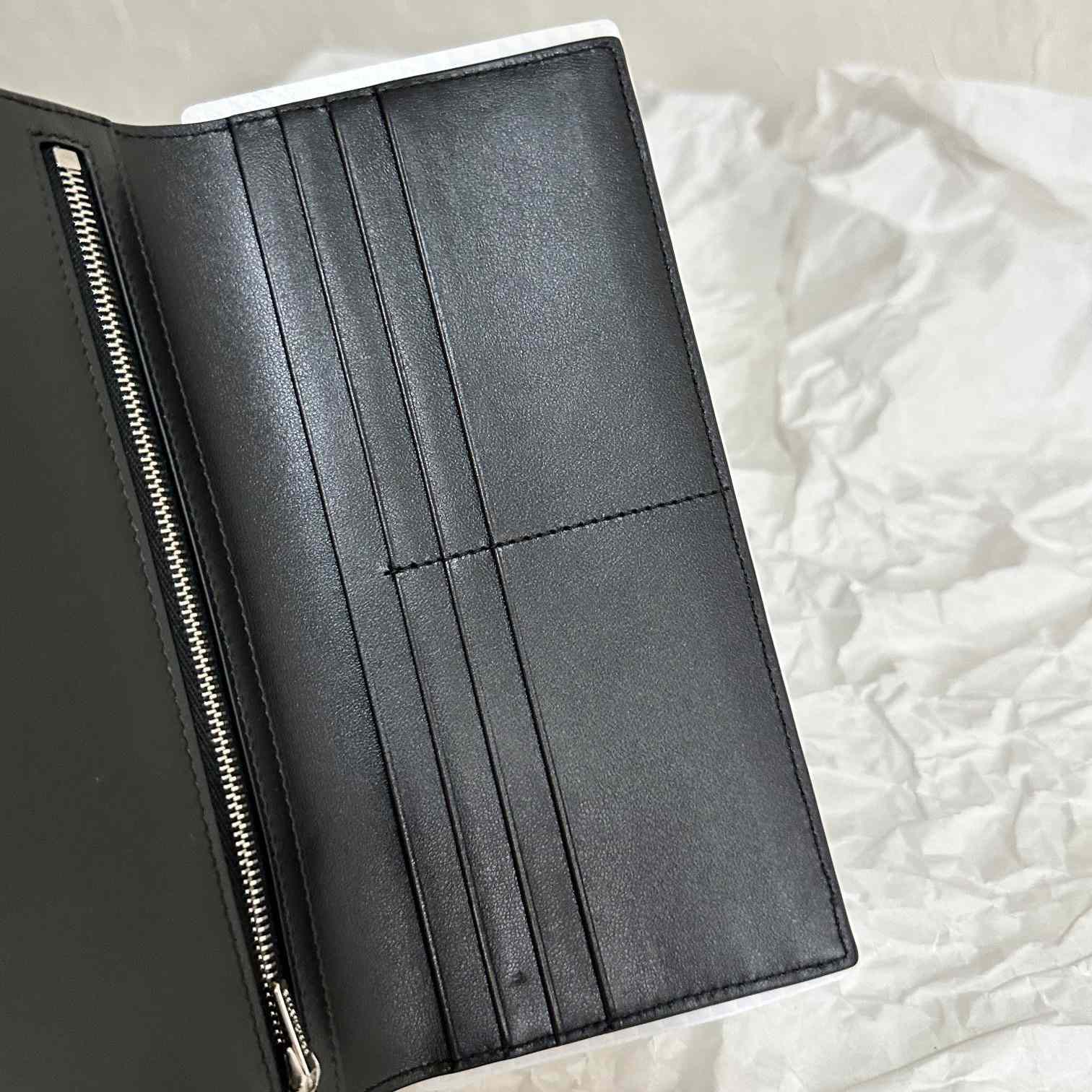 Balenciaga Passport Wallet  (21×12.4×2cm) - PerfectKickZ