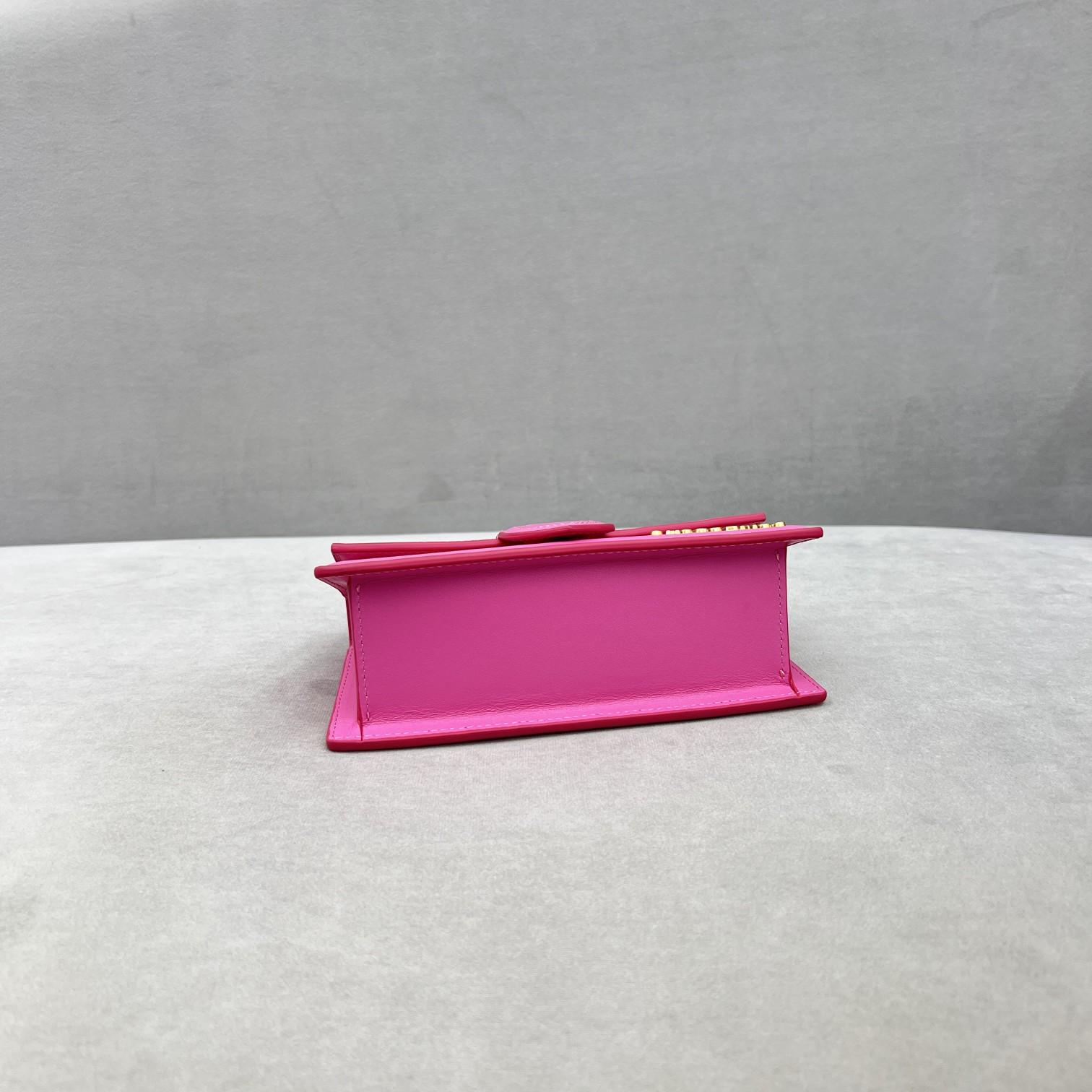 Jacquemus Le Bambino Small Flap Bag - PerfectKickZ