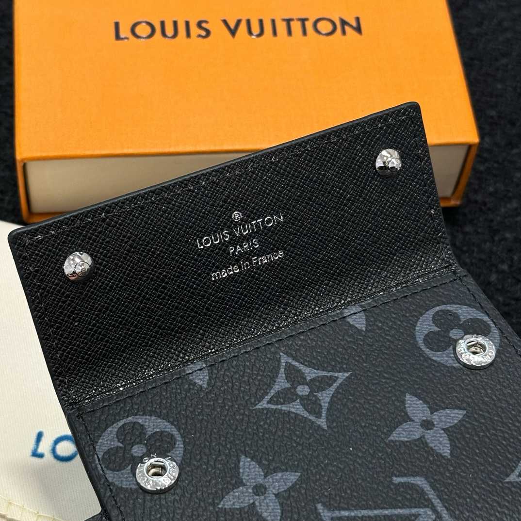 Louis Vuitton Card Holder Necklace  M83155 - PerfectKickZ
