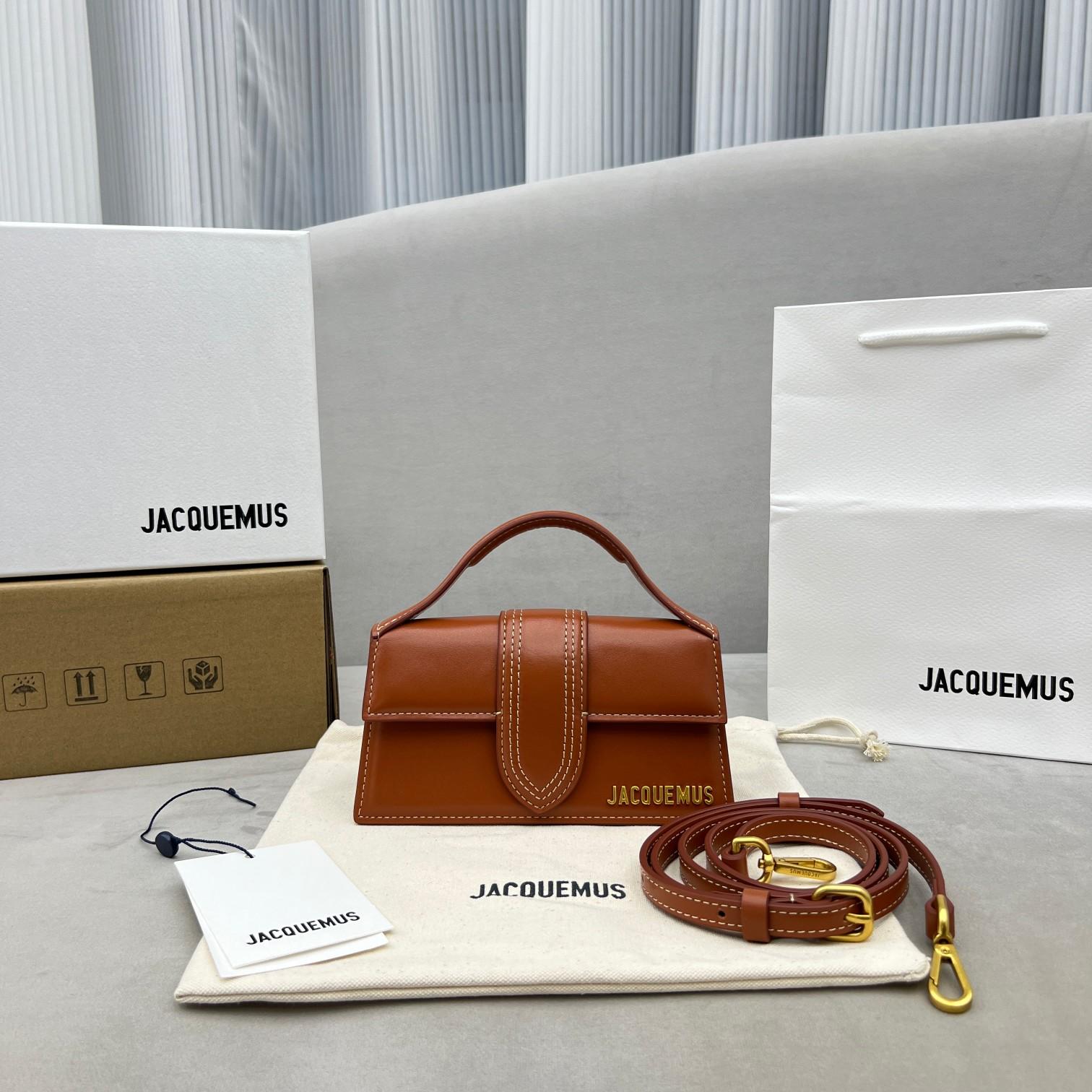 Jacquemus Le Bambino Small Flap Bag - PerfectKickZ