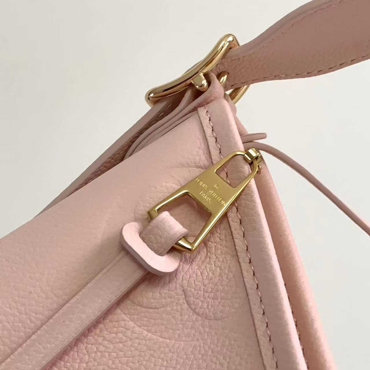 Louis Vuitton CarryAll PM   M47082 - PerfectKickZ