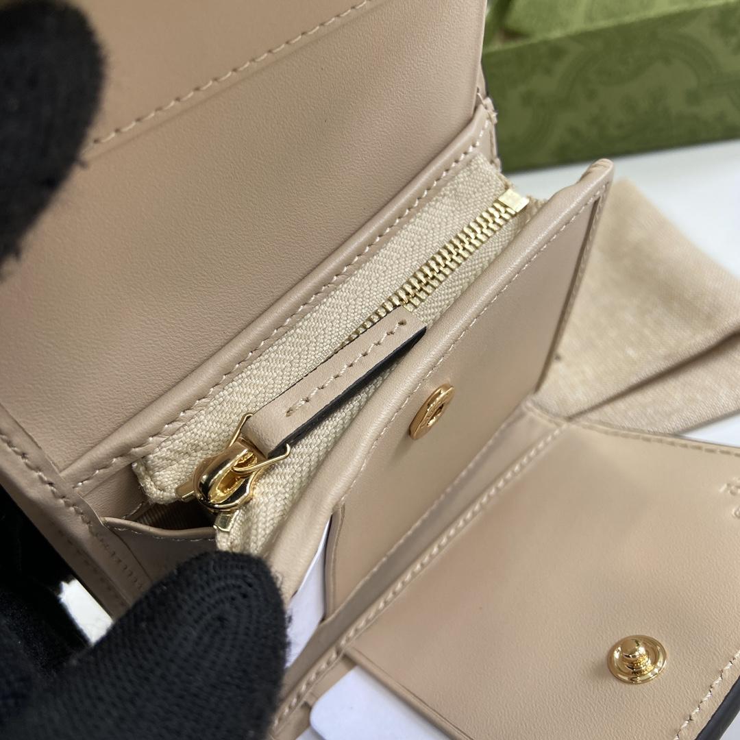 Gucci GG Medium Wallet - PerfectKickZ