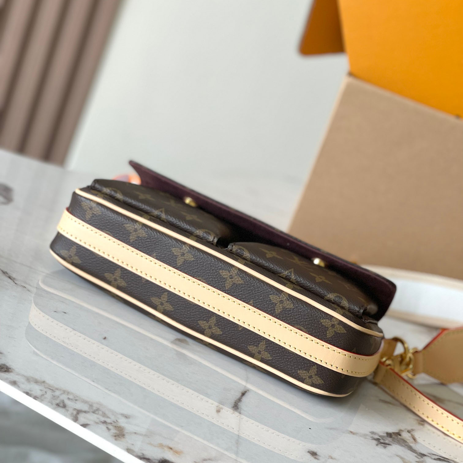 Louis Vuitton Vivacité  M46999 - PerfectKickZ