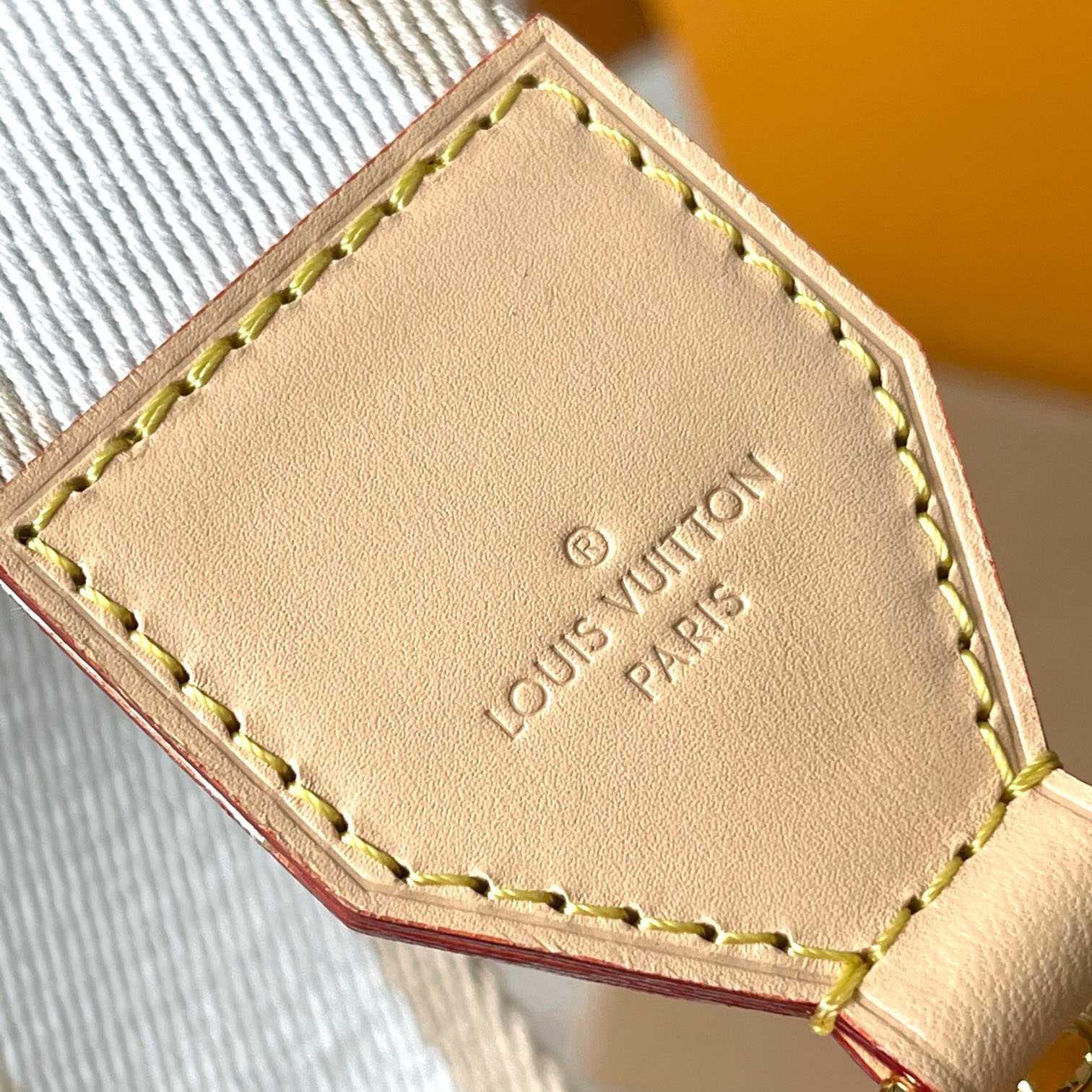 Louis Vuitton Vivacité  M46999 - PerfectKickZ