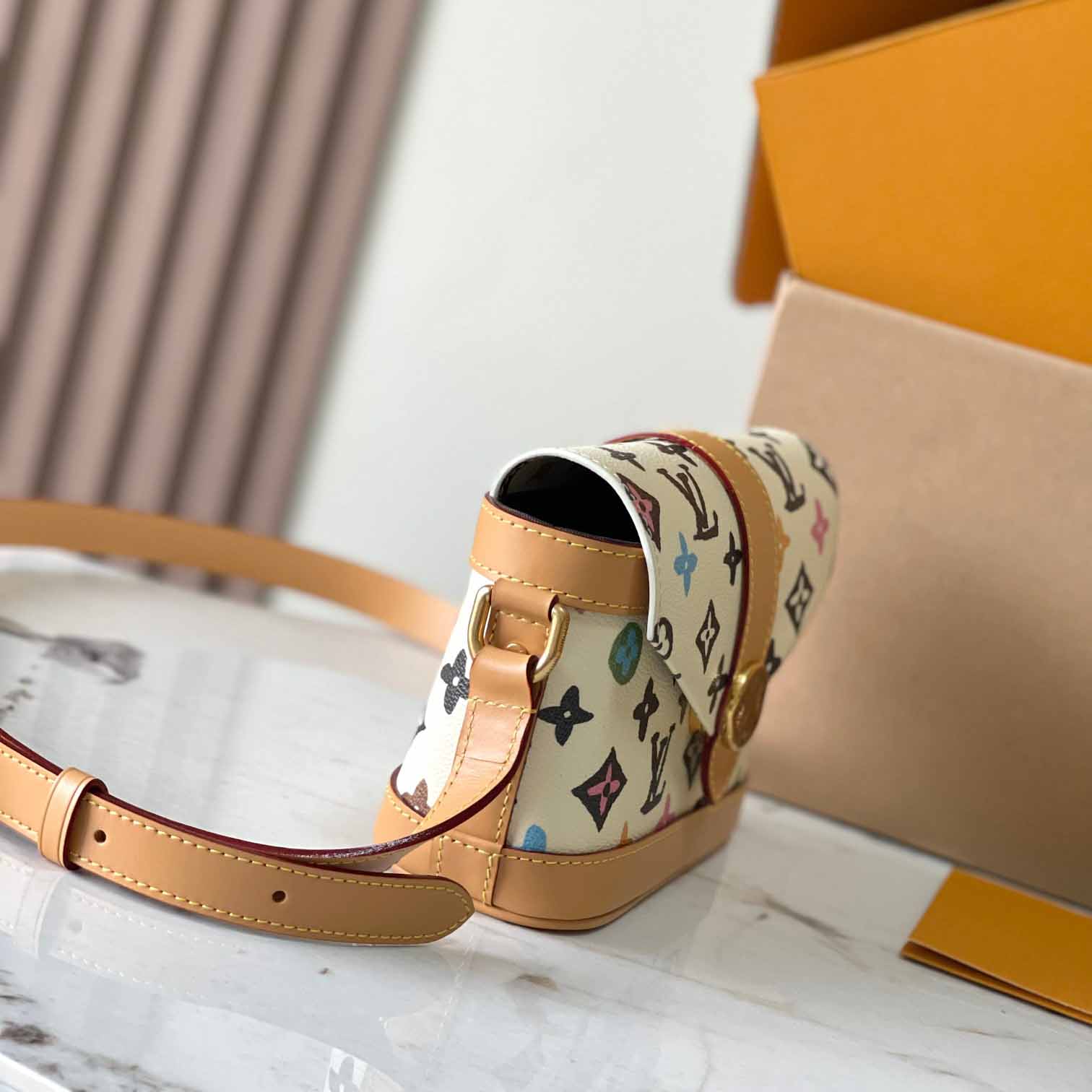 Louis Vuitton Envelope Wearable Wallet   M83346 - PerfectKickZ