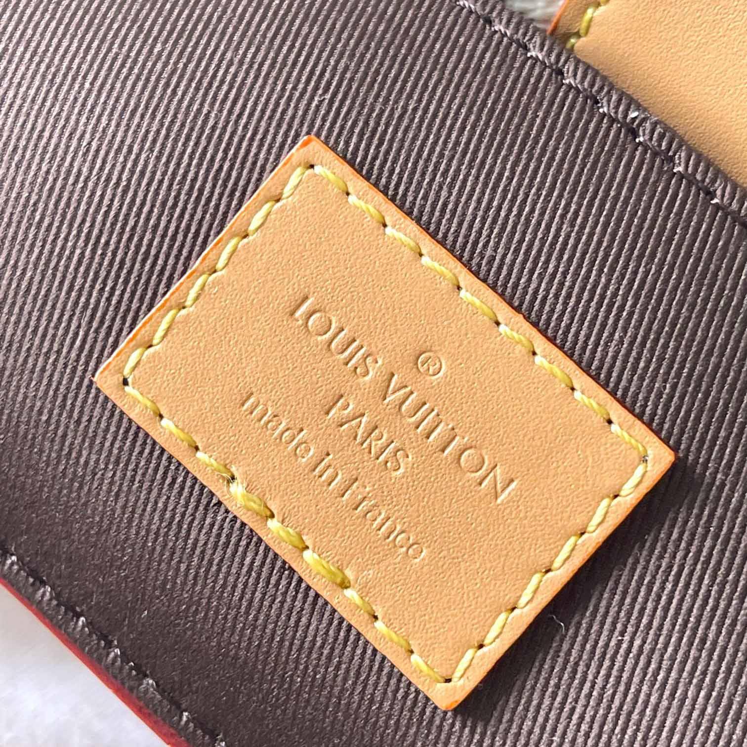 Louis Vuitton Envelope Wearable Wallet   M83346 - PerfectKickZ