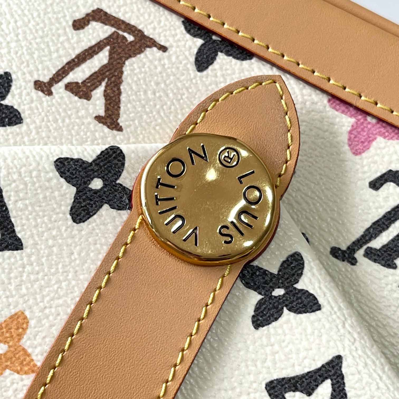 Louis Vuitton Envelope Wearable Wallet   M83346 - PerfectKickZ