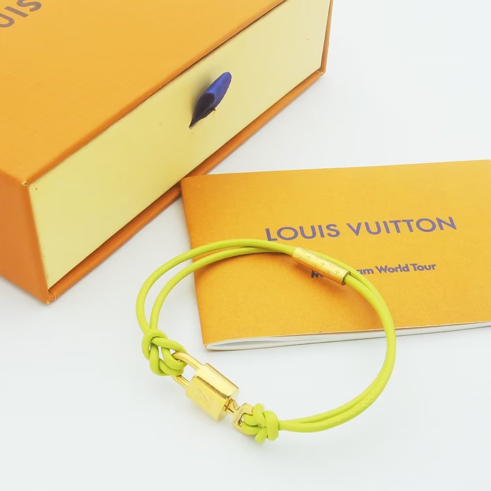 Louis Vuitton LV Padlock Bracelet  M8141E - PerfectKickZ