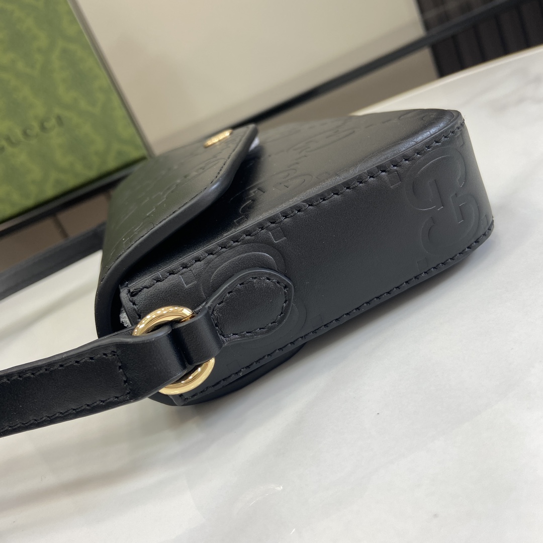 Gucci GG Super Mini Shoulder Bag - PerfectKickZ