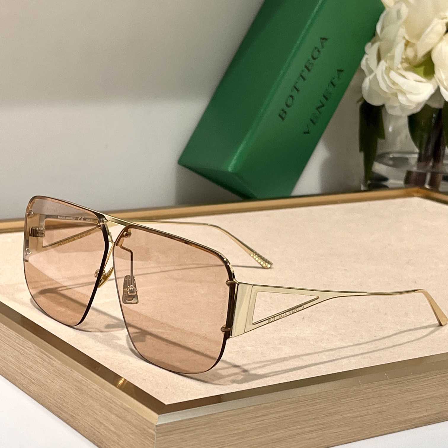 Bottega Veneta BV1065  Sunglasses    - PerfectKickZ