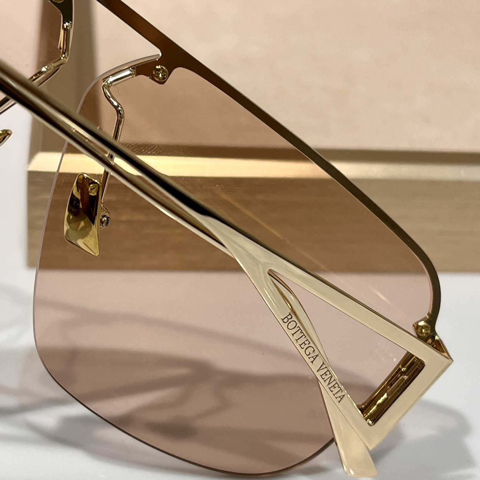 Bottega Veneta BV1065  Sunglasses    - PerfectKickZ