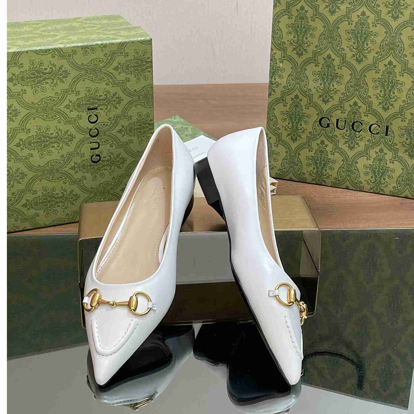 Gucci Women's Ballet Flat With Horsebit - PerfectKickZ