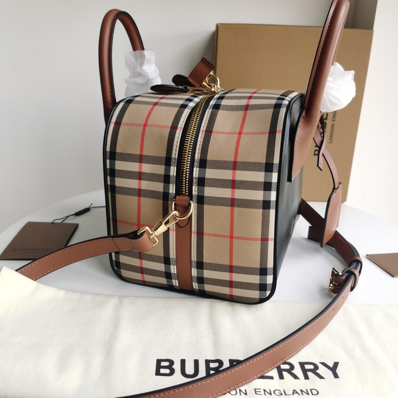 Burberry Cube Bag Leather With Vintage Check   W34 x H21 x D19cm - PerfectKickZ