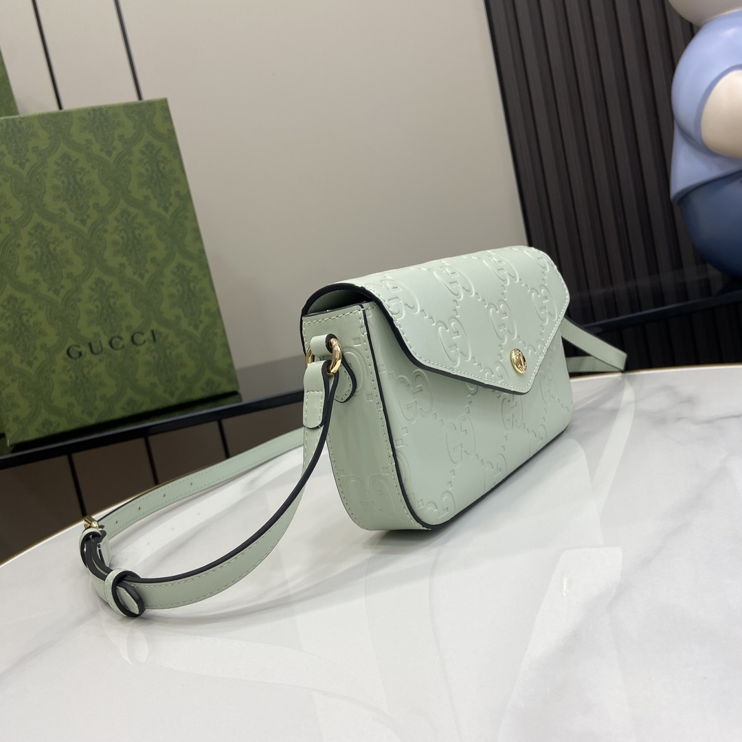 Gucci GG Super Mini Shoulder Bag - PerfectKickZ