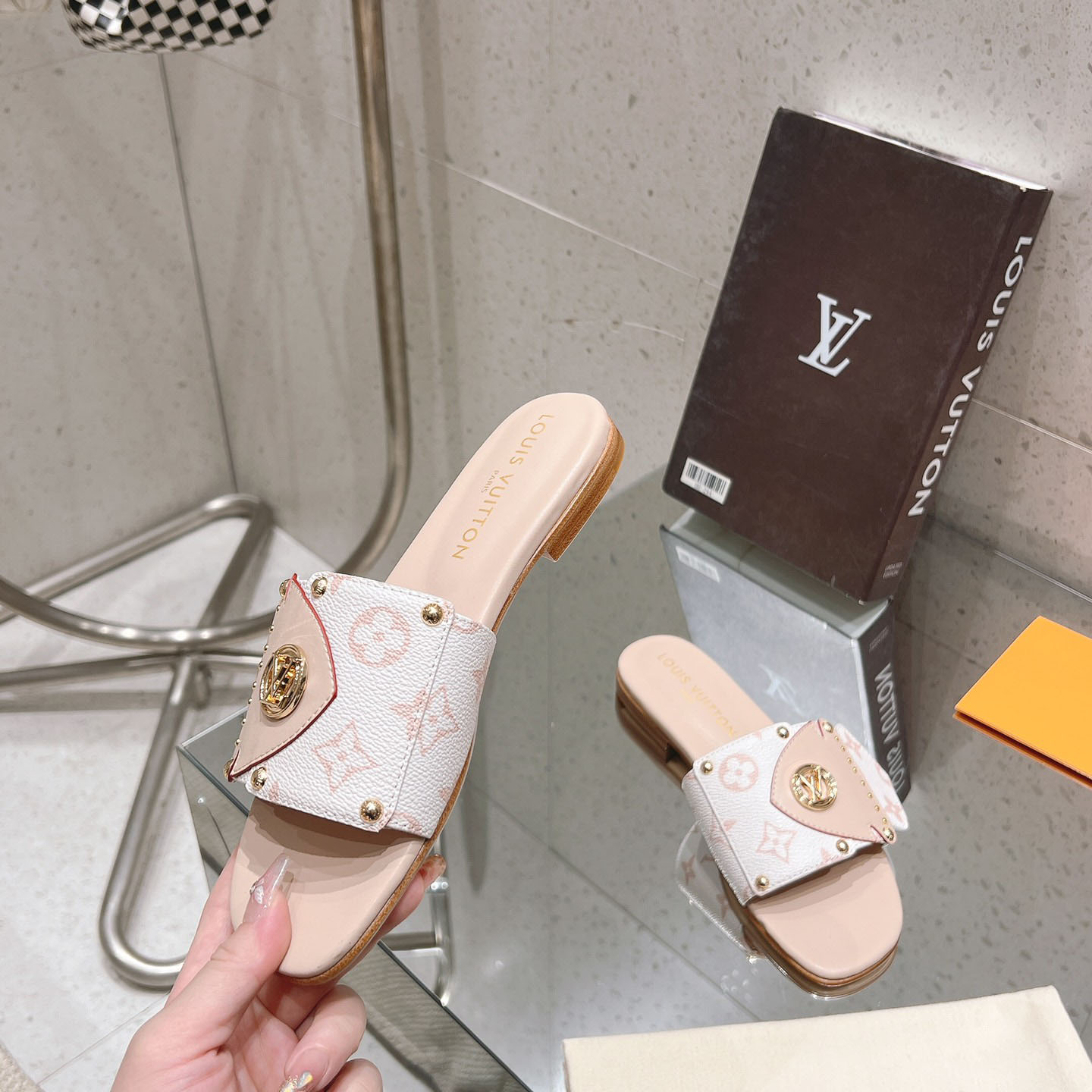 Louis Vuitton LV Frame Flat Mule   1ACXIM - PerfectKickZ