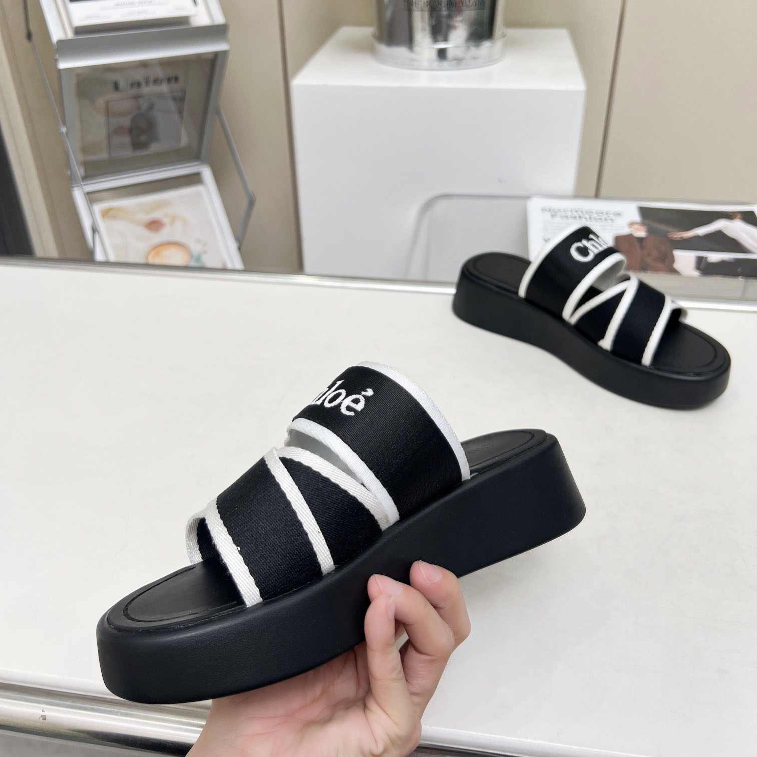 Chloe Women's Black Mila Logo Flatform Slides - PerfectKickZ