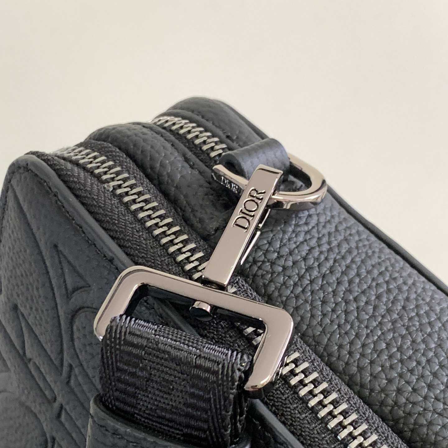 Dior Zipped Pouch With Strap - PerfectKickZ