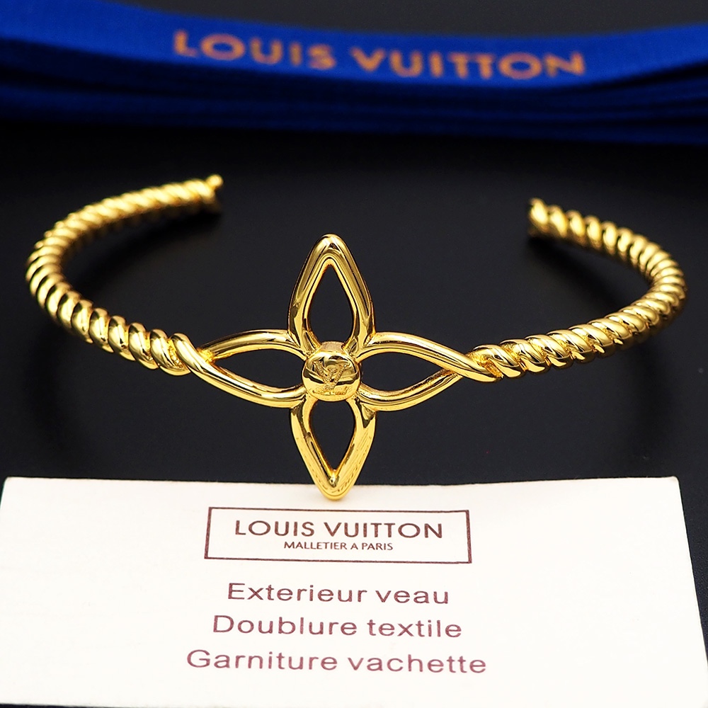 Louis Vuitton Nautical Rigid Bracelet   M1606 - PerfectKickZ