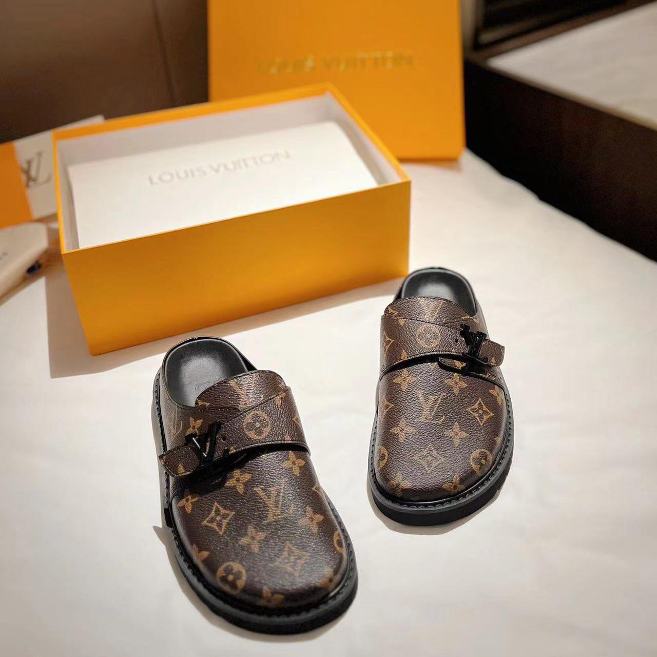 Louis Vuitton LV Easy Mule    1A8WIB - PerfectKickZ