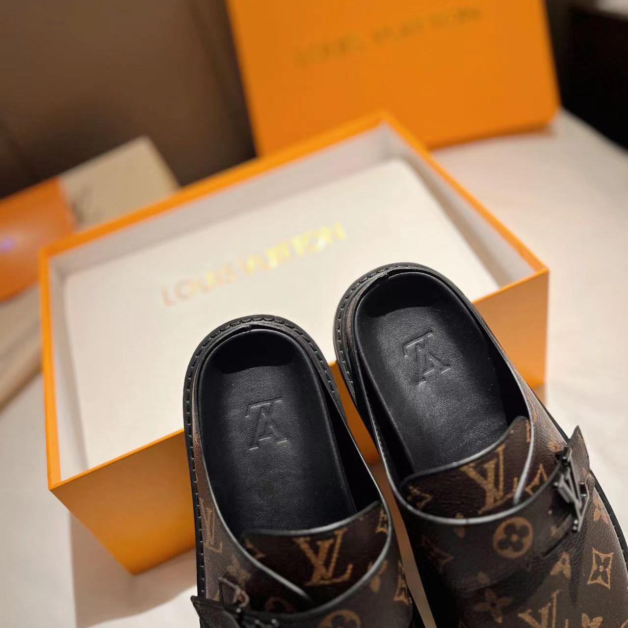 Louis Vuitton LV Easy Mule    1A8WIB - PerfectKickZ
