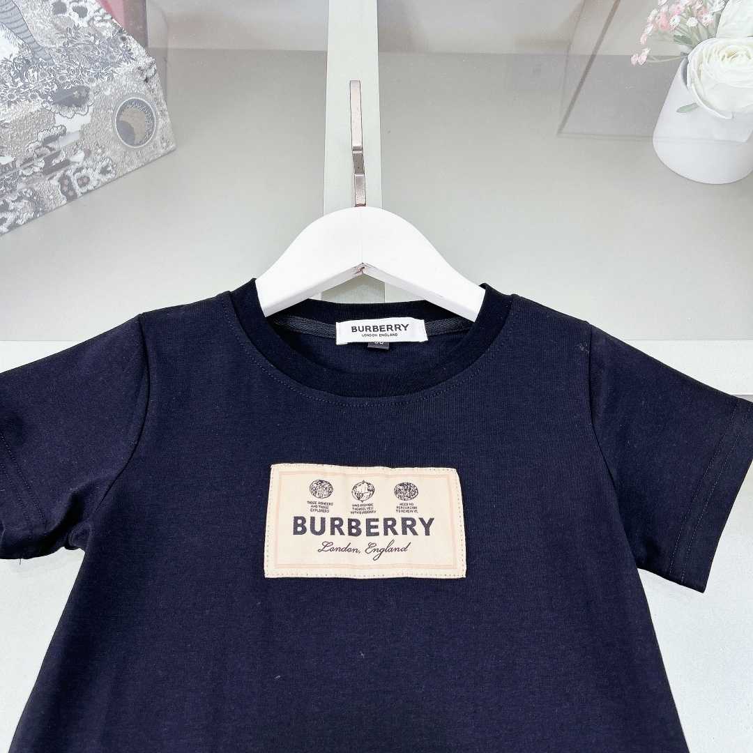 Burberry Kid's Tee & Skirt - PerfectKickZ