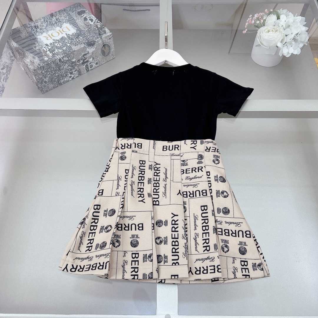 Burberry Kid's Tee & Skirt - PerfectKickZ