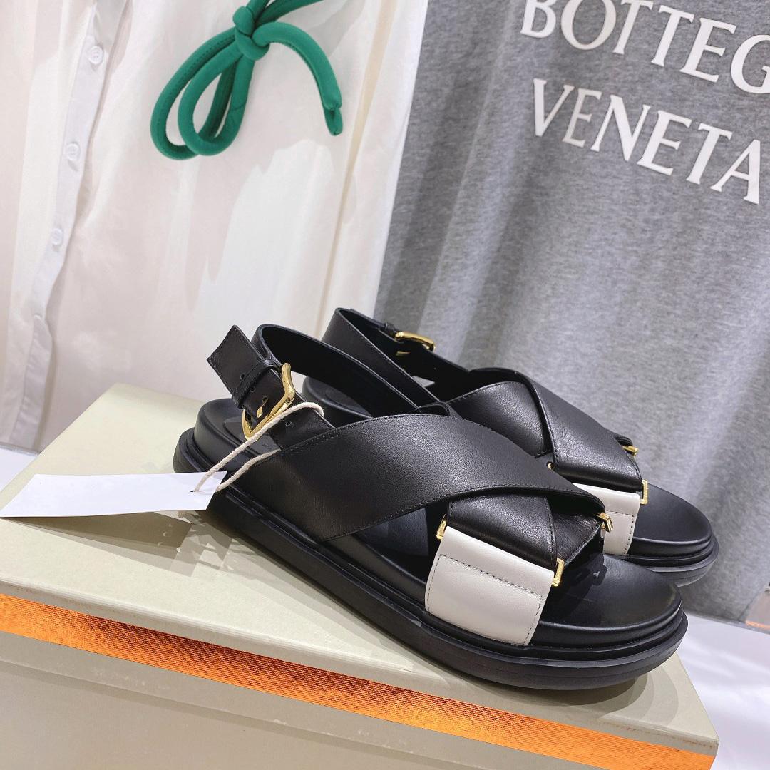 Marni Black And White Leather Fussbett - PerfectKickZ